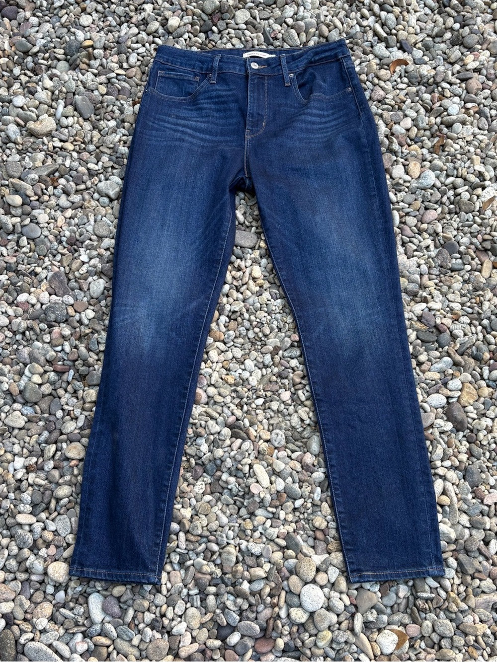 Levi's Premium "721 High Rise Skinny" jeans - Size 31